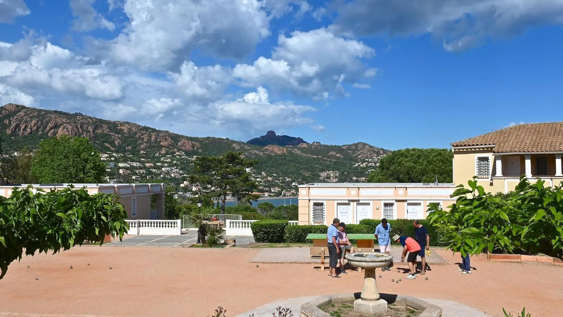 شقة Studio Village Cap Esterel - Le Village-23 By Interhome Saint-Raphaël فرنسا